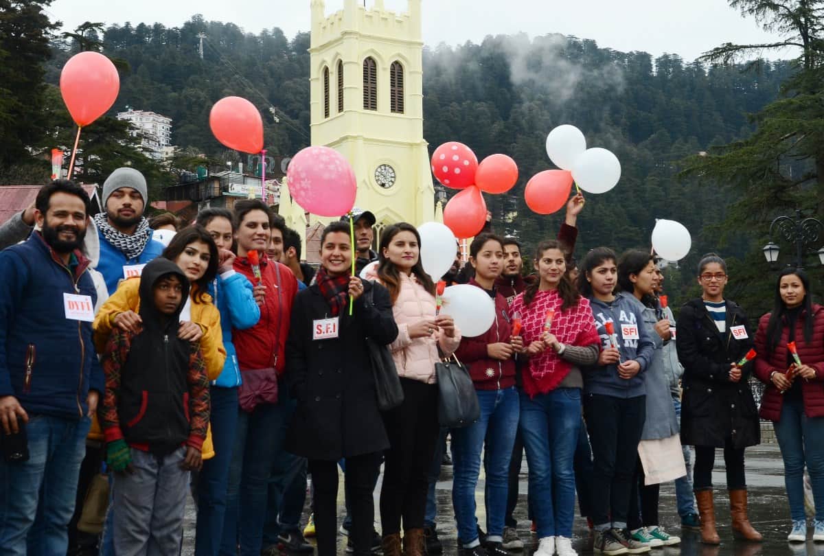 Valentine Day 2020: What do singles do on Valentine's Day?