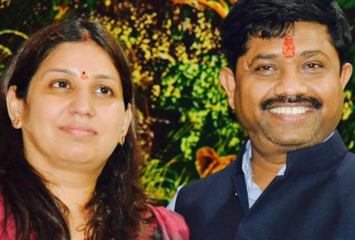 Valentine's Day Special: Interesting love story of officers sitting in the top posts