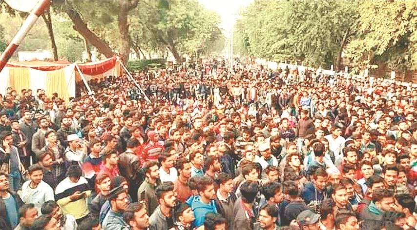 Students in AMU have become hostile, hostage staff