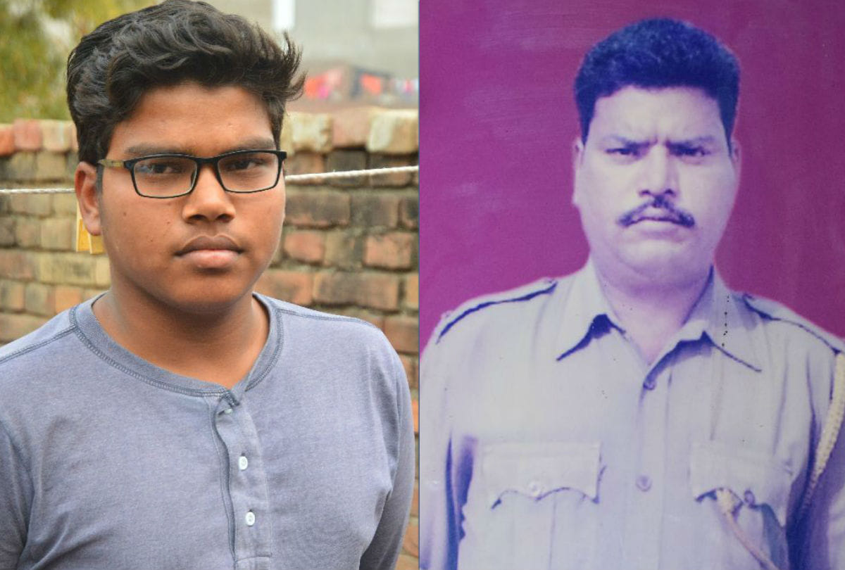 Agra martyr kaushal kishor photo with his son in agra