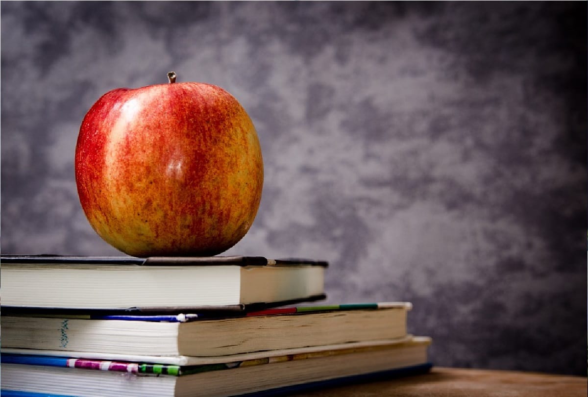 why you should eat apple daily know health benefits