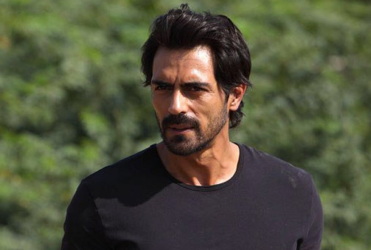 Arjun Rampal shares his 25 years throwback photo during modelling days