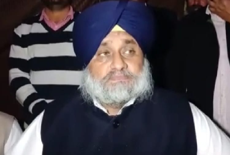 Sukhbir Badal Targets on Navjot Sidhu