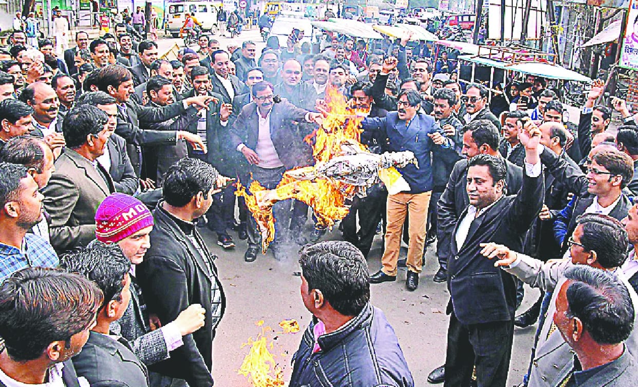 Now do not hesitate, 'Government', do terror strikes