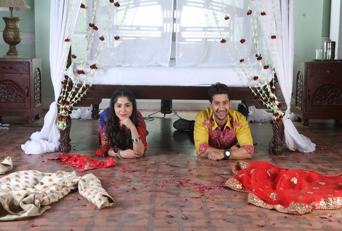 Watch chemistry blossom into love in Baavle Utaavle
