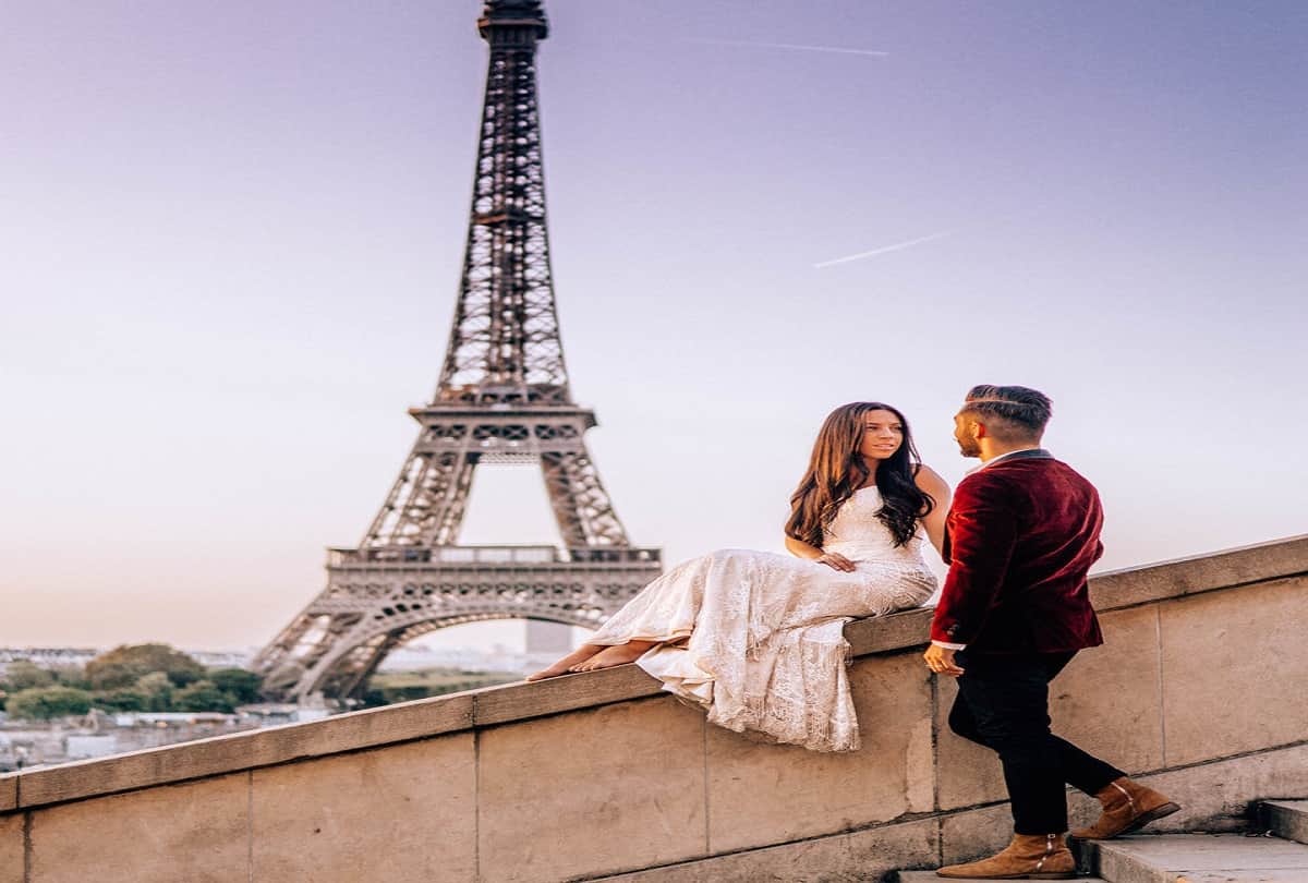 newlywed couple traveled to 33 countries for their honeymoon