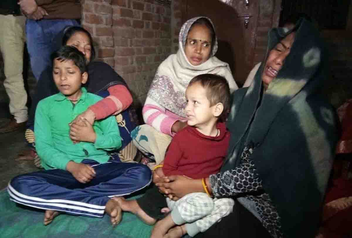 etawah soldier died in pulwama terrorist attack