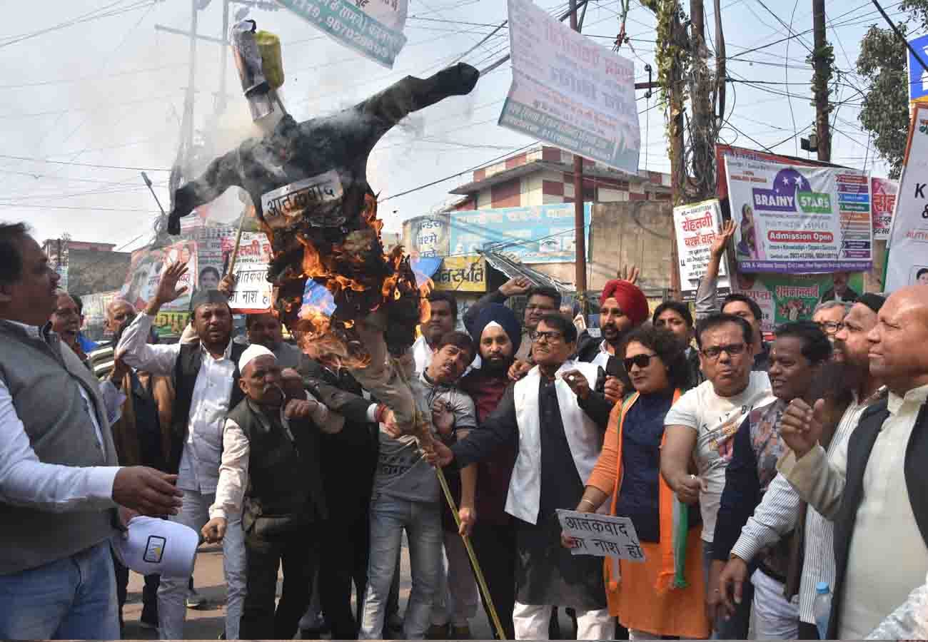 tribute to martyrs in pulwama terrorist attack