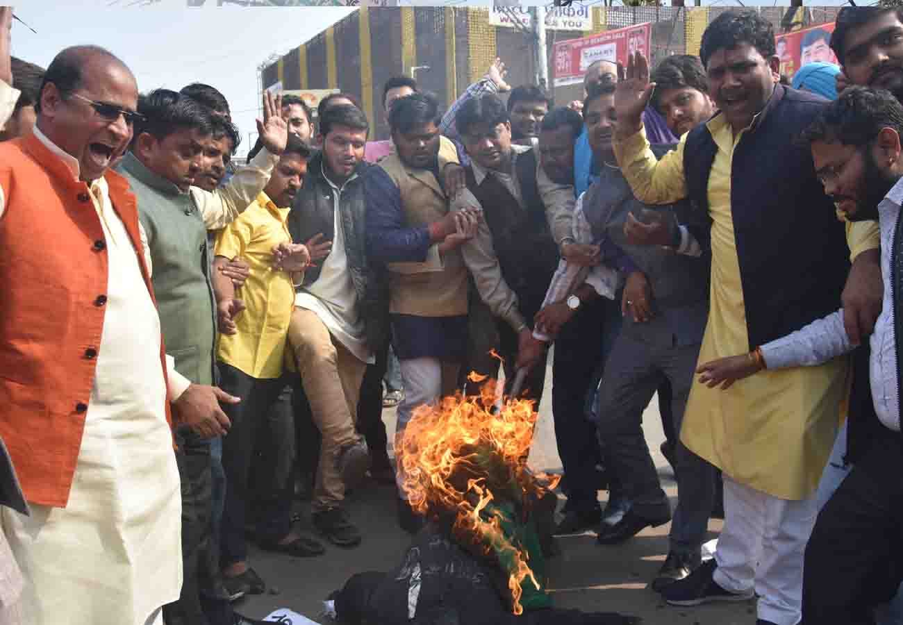 tribute to martyrs in pulwama terrorist attack