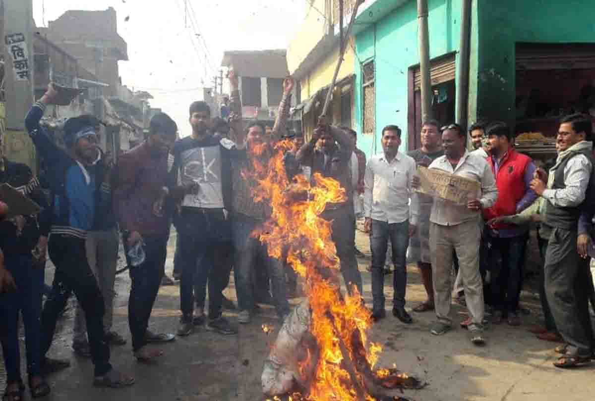 UP Police give tribute to martyrs in terror attack in Pulwama