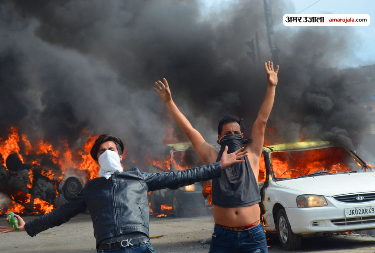 Pulwama Attack: Curfew imposed in Jammu after protest turns into violence in jammu division