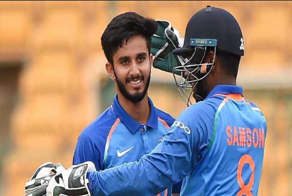 virat kohli says Marcus Stoinis is dangerous player before 1st t20i against australia