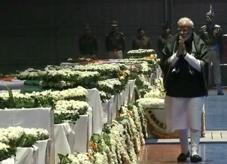 Modi paid tribute to martyrs at Palam airport
