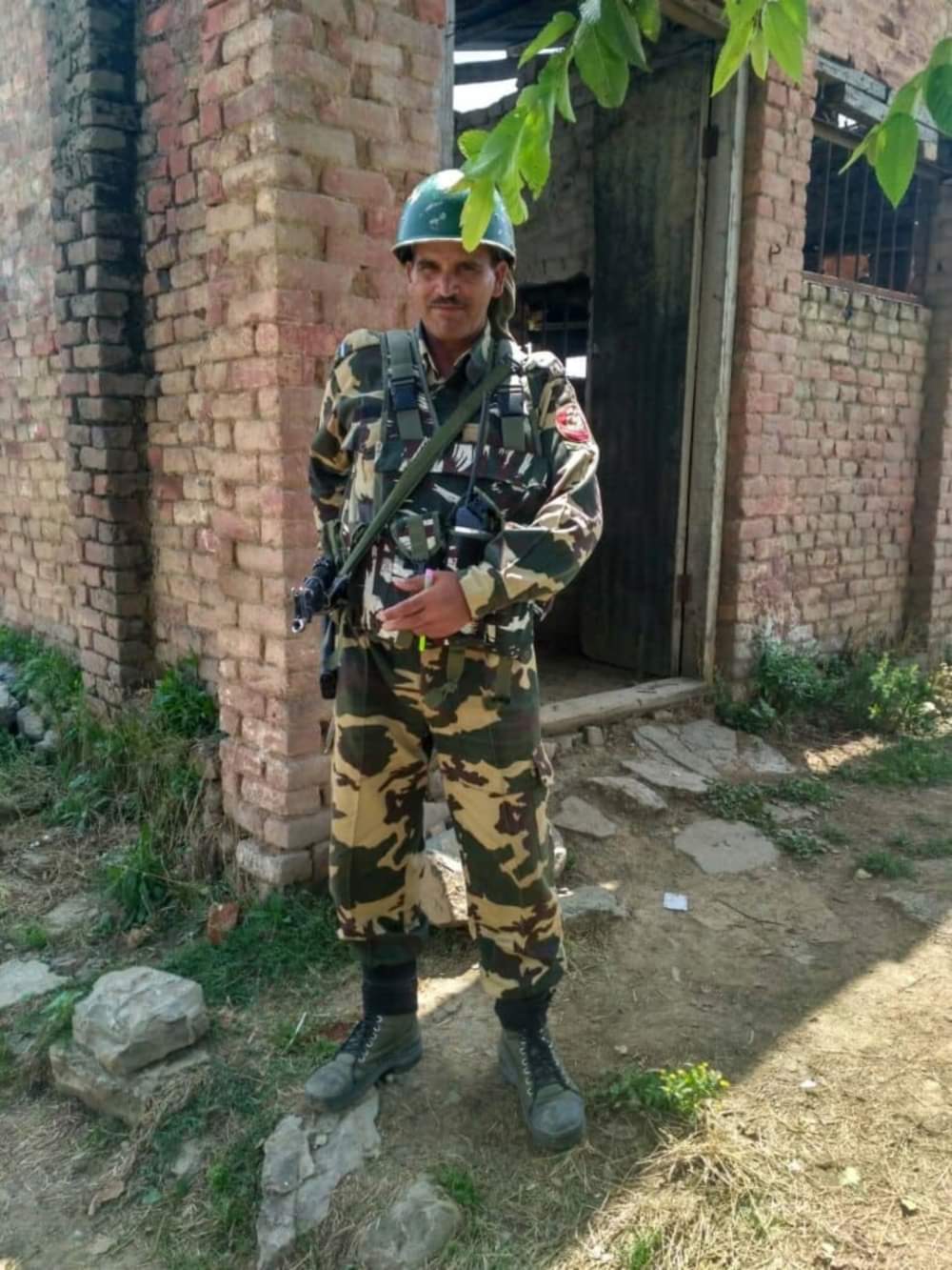 Pulwama Attack 1st Anniversary: Martyr Mohanlal raturi son want to become Army Soldier