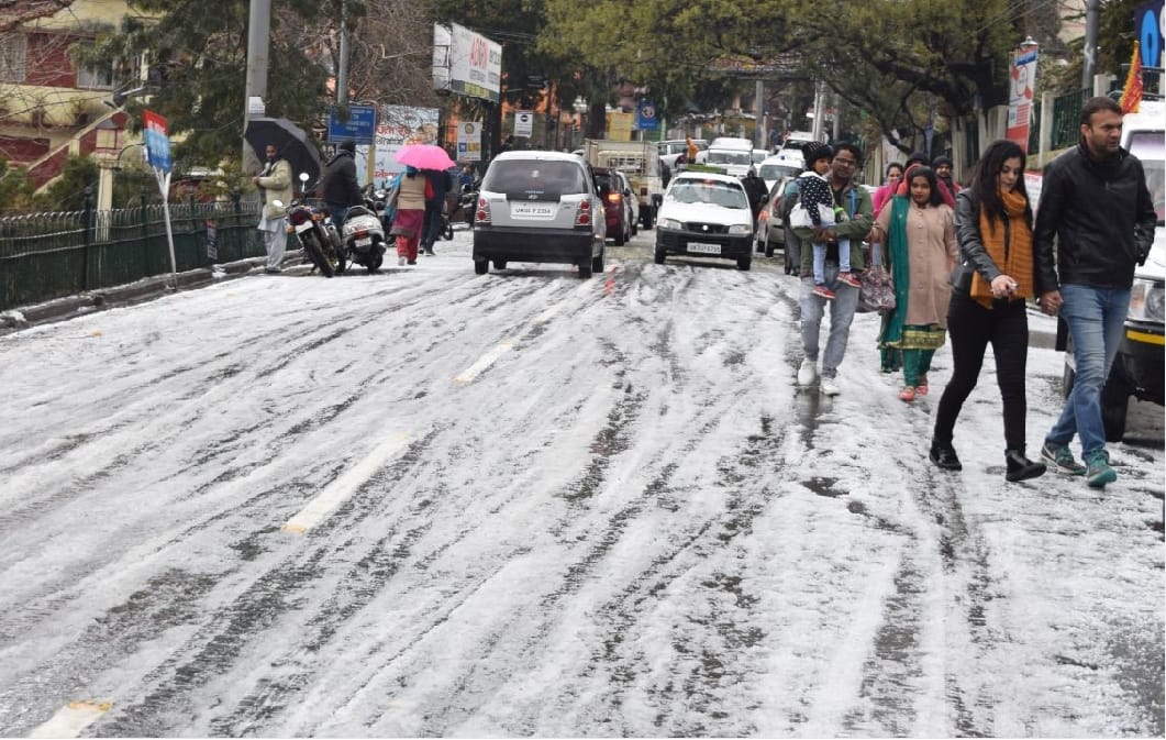 Hailstone rain in nainital like snowfall beautiful photos