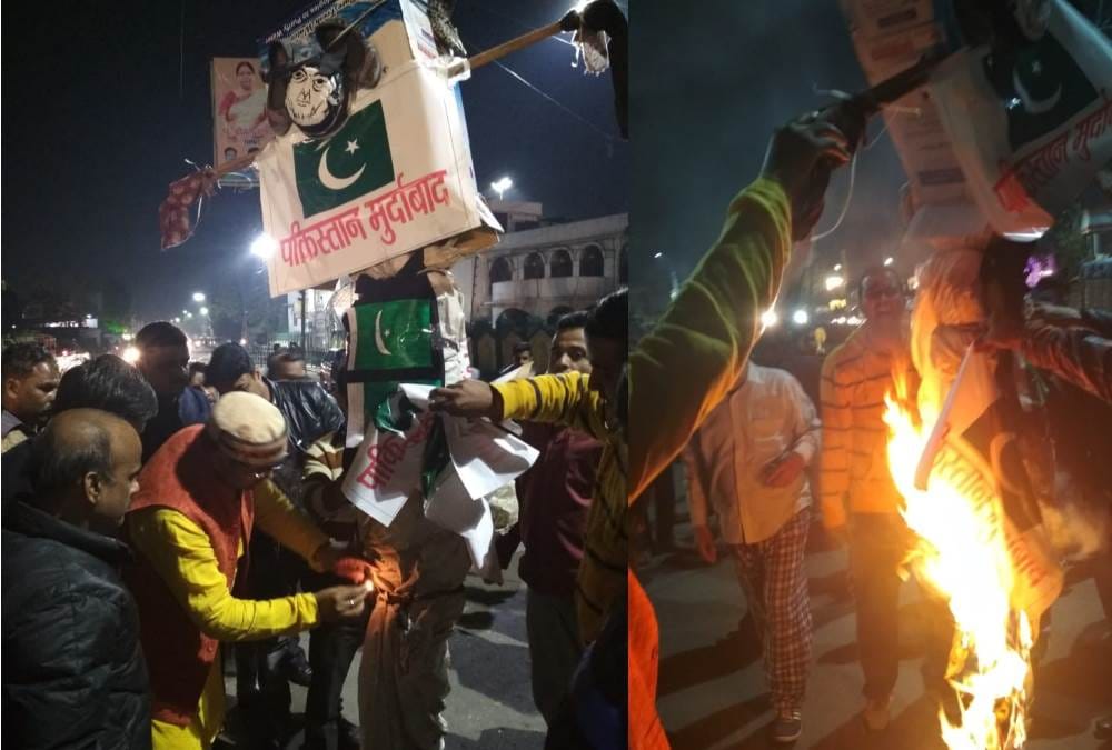 lucknow citizens protest terrorist attack on road