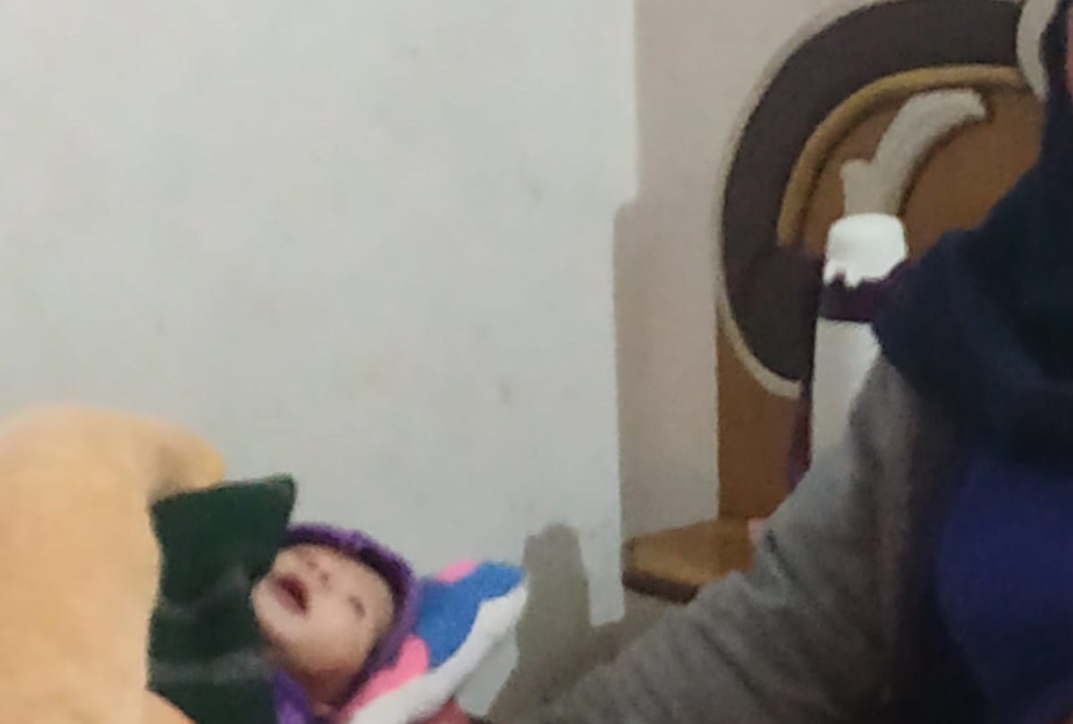 Pulwama Terror Attack Martyr CRPF Jawan Tilak Raj Mother and wife in shock