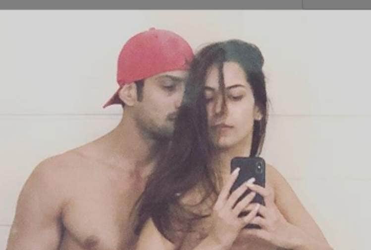 prateik babbar share a topless photo with wife sanya sagar