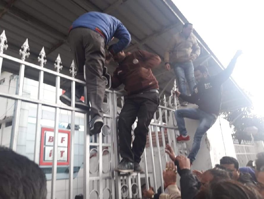 Pulwama terror attack protest against kashmiri students in uttarakhand