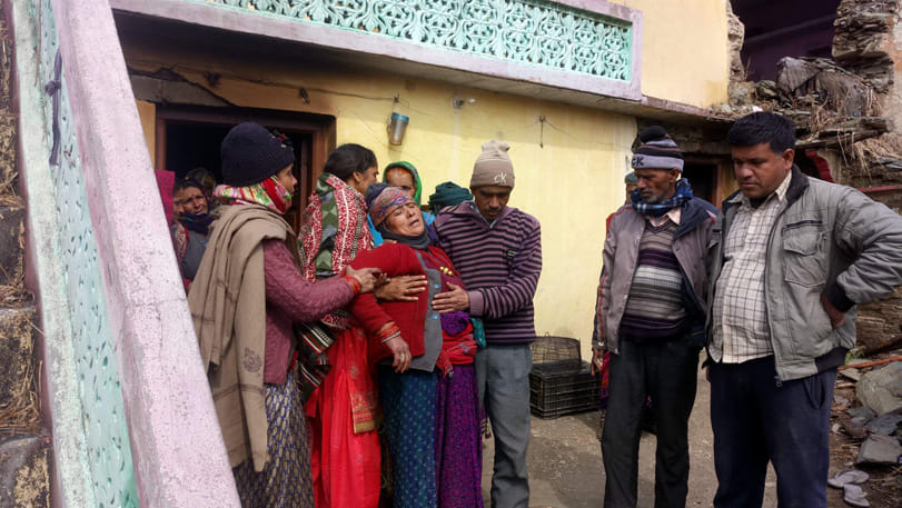 शहादत की सूचना मिलते ही शहीद मोहन लाल के गांव में दौड़ पड़ी शोक की लहर