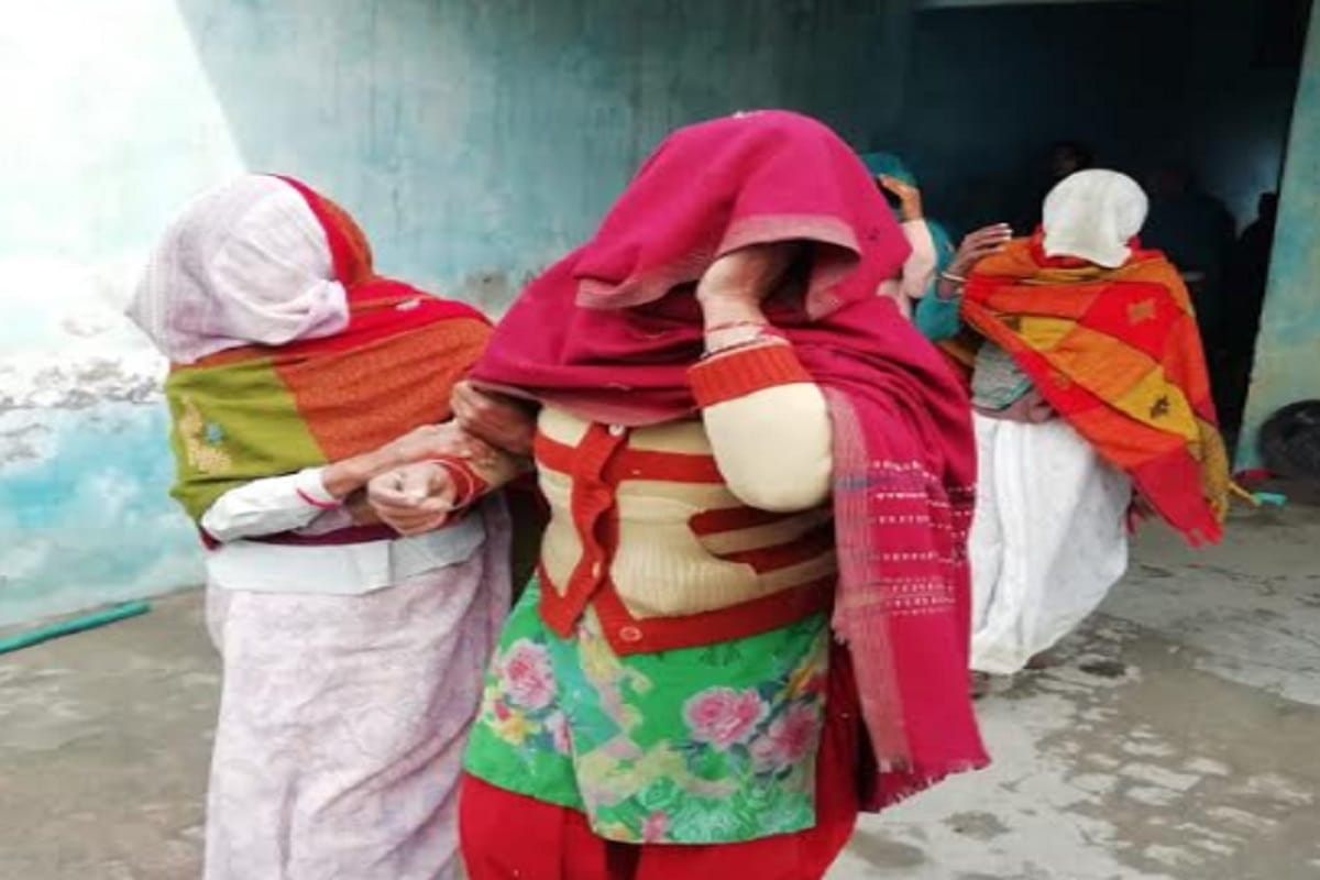 Jammu kashmir terror attack two CRPF jawans of shamli martyred in pulwama terror attack
