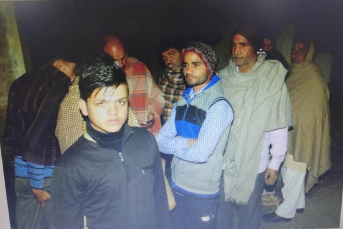 Jammu kashmir terror attack two CRPF jawans of shamli martyred in pulwama terror attack