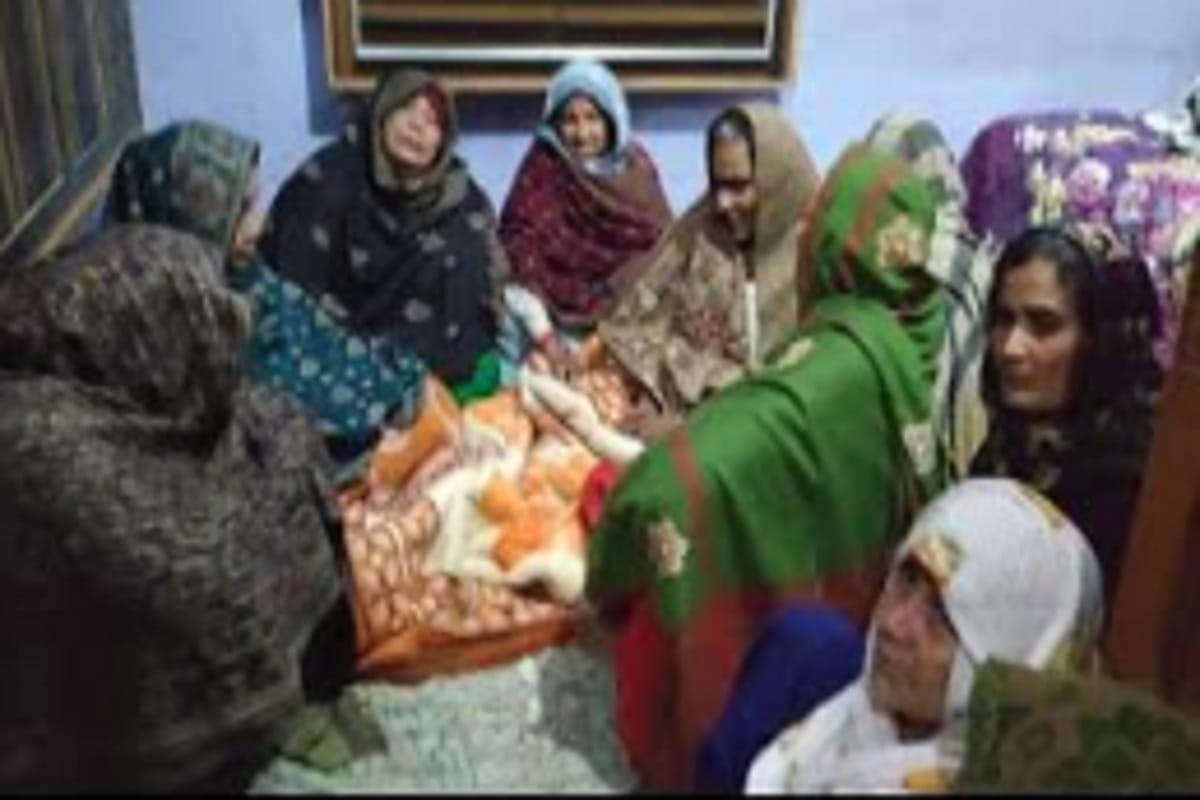 Jammu kashmir terror attack martyr Pradeep's brother says that all terrorists should be killed