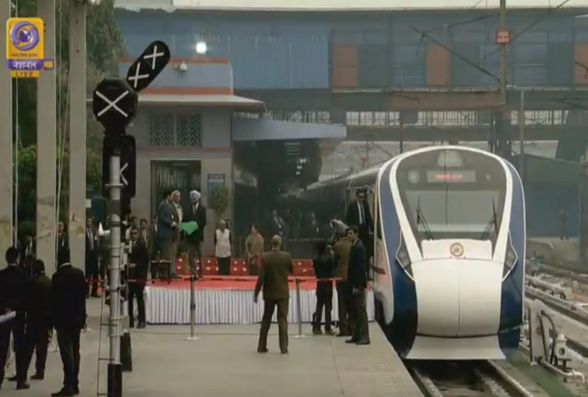 Engineless High Speed Indian Train 18 ready to run from delhi to katra, vaishno devi