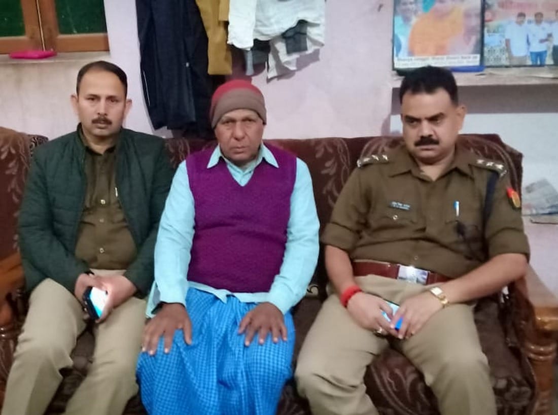 Pulwama terrorist attack martyred awdesh yadav mother suffer from cancer in chandauli