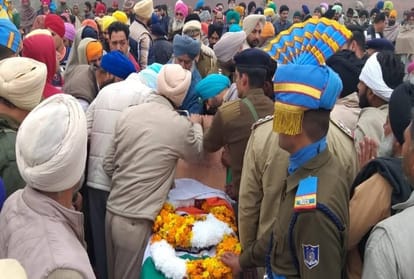 lot of people and Minister Harsimrat Kaur came gave last farewell to shaheed jaimal singh in Moga