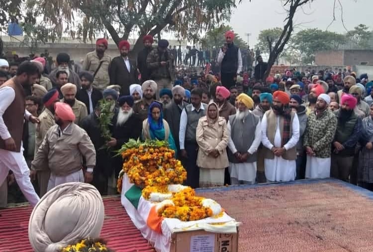 Pulwama martyr jaimal singh funeral with state honors in Moga