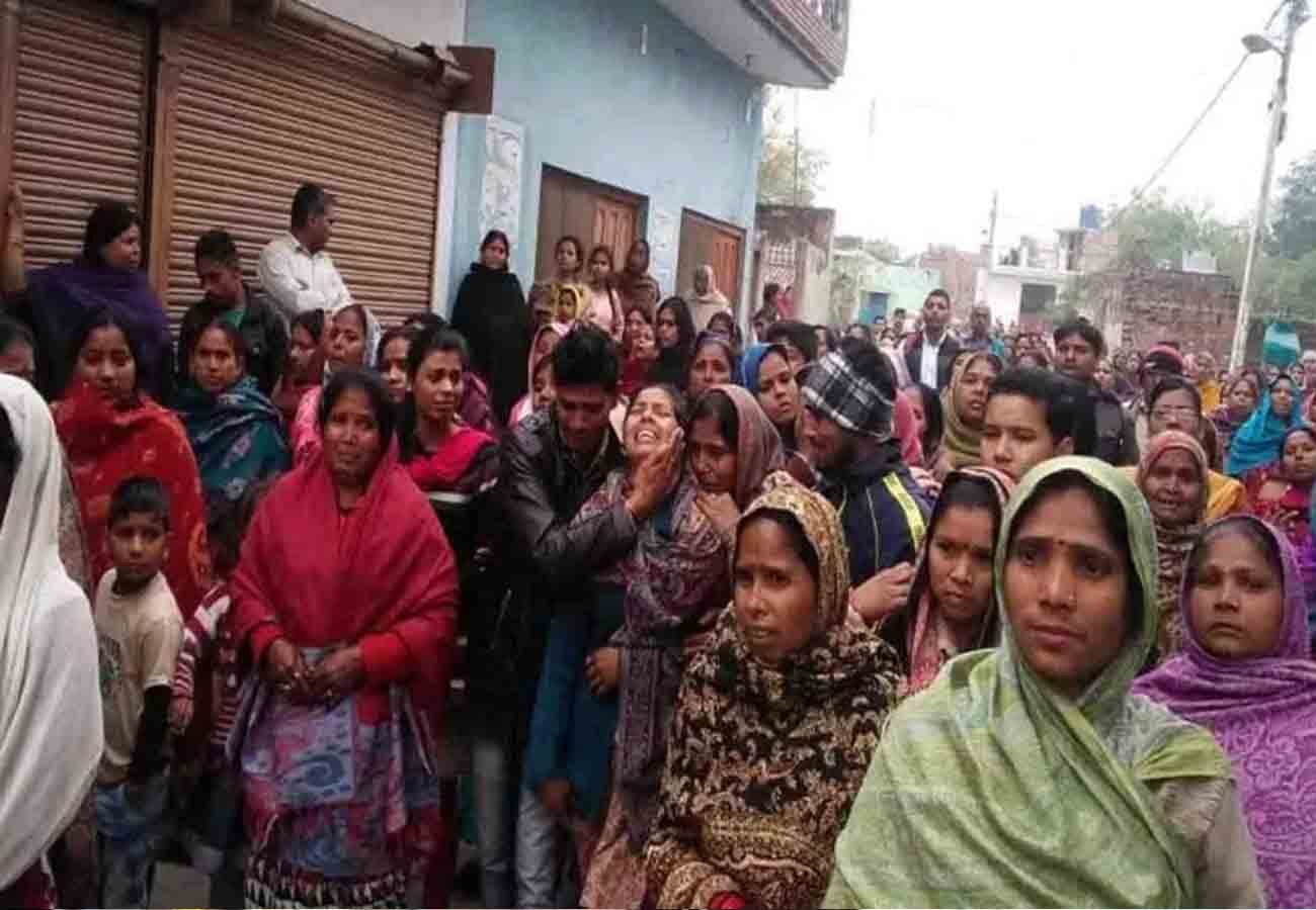 pulwama terror attack martyr's Funeral and appeal to narendra modi