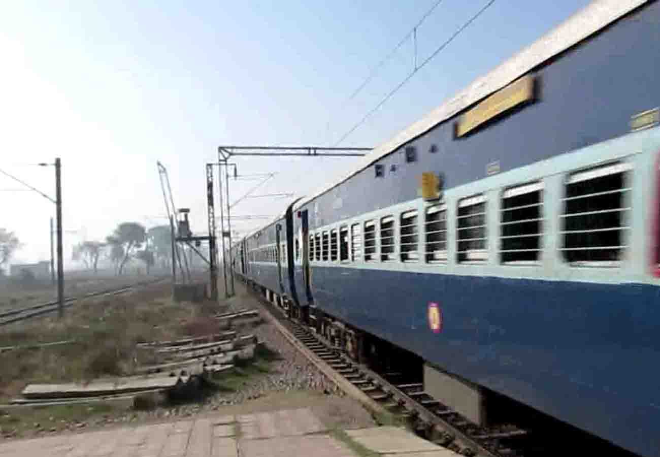 Nine trains including toofan Express Mahananda Express canceled