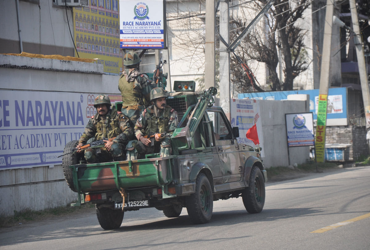 Big accident averted due to public alert, conspiracy to burn shops in Srinagar failed