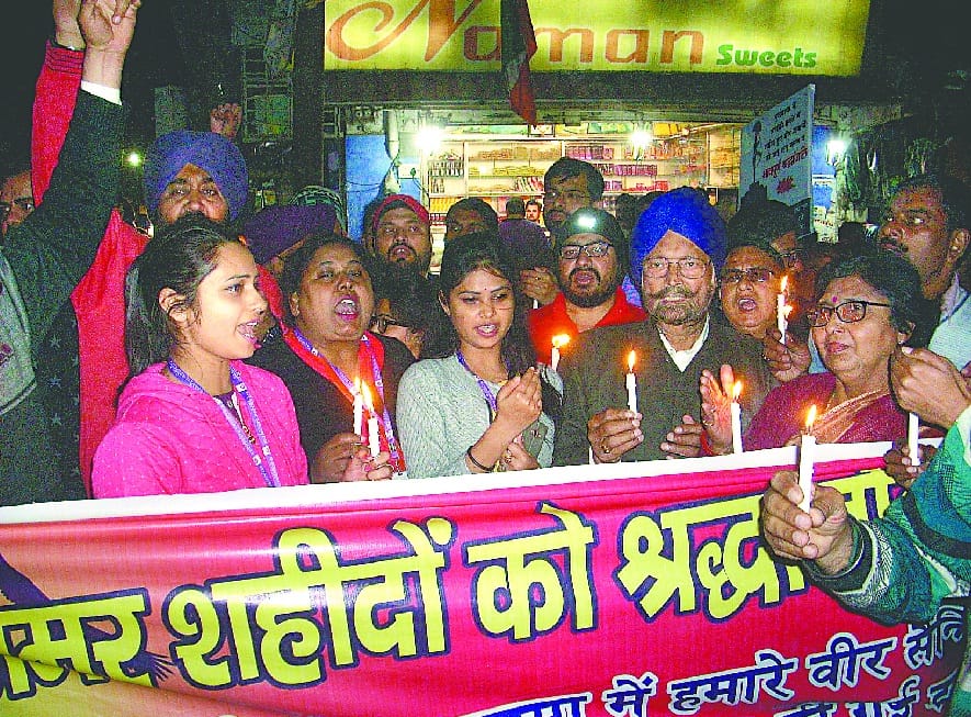 candle march and pay tribute to martyrs