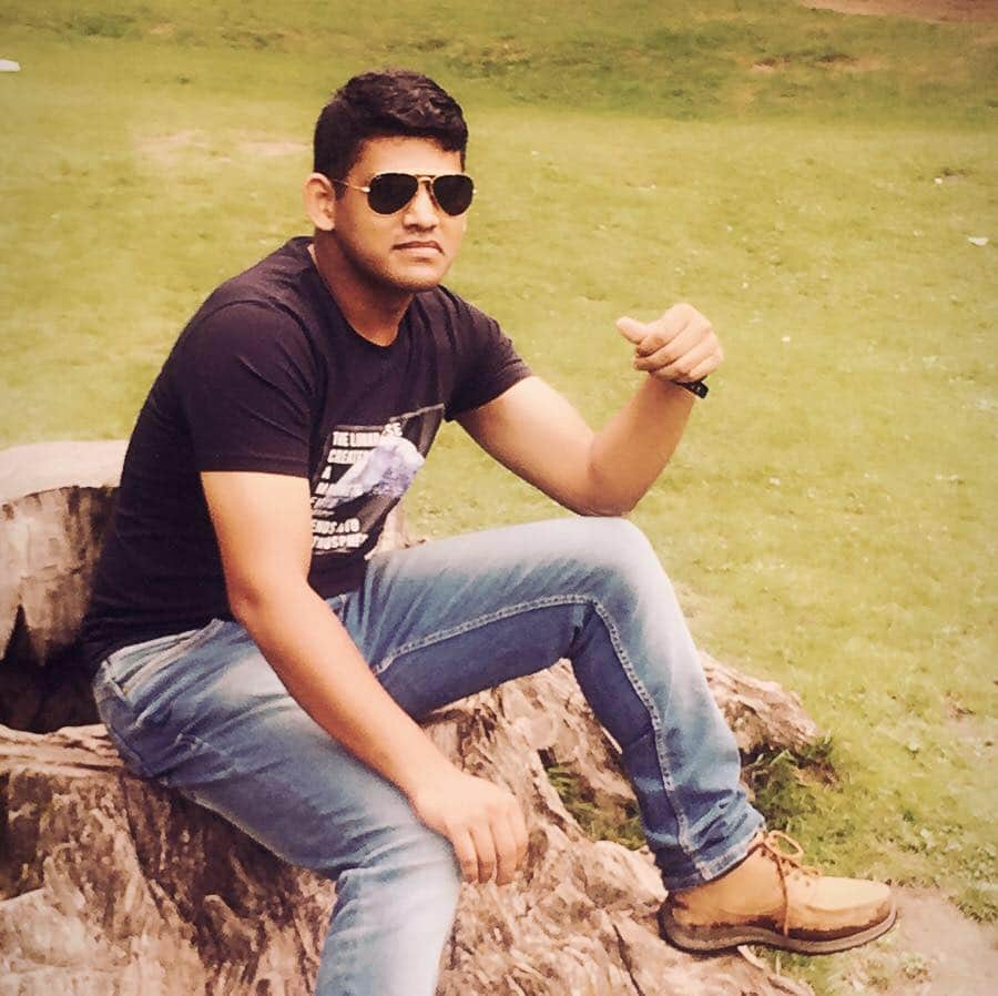 naushera ied blast: major chitresh bisht marriage was on 9th march, got martyred defusing last ied