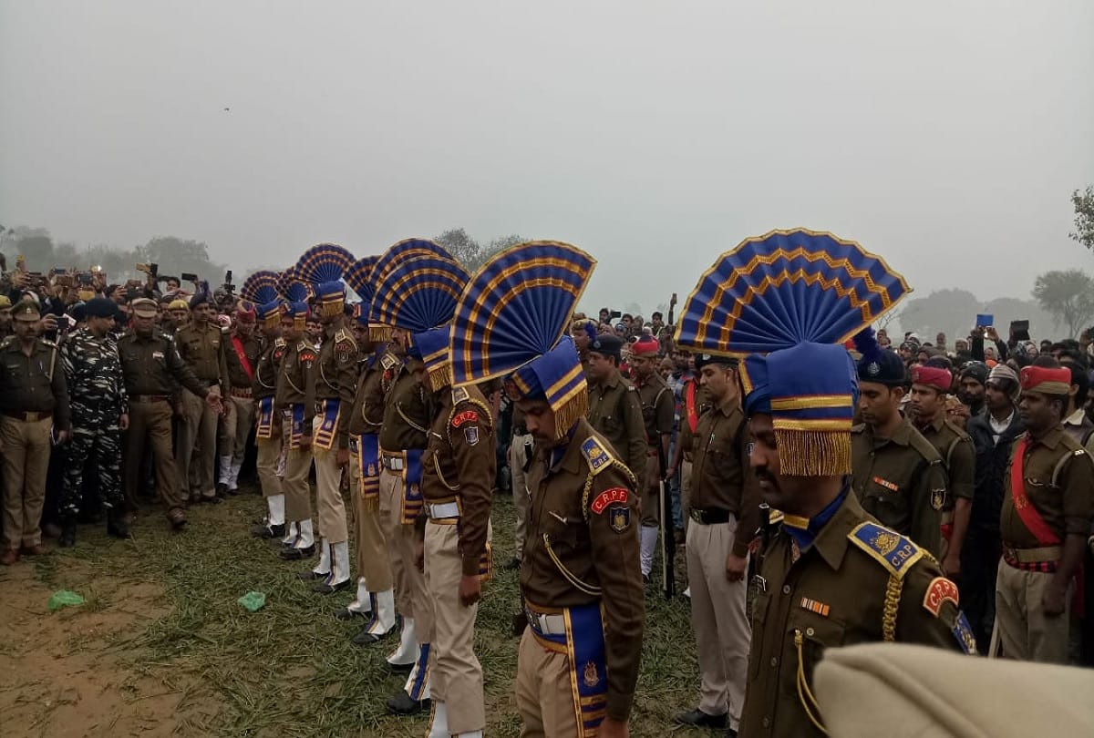 Pulwama Terror Attack martyr jawan ram wakeel funeral in Mainpuri