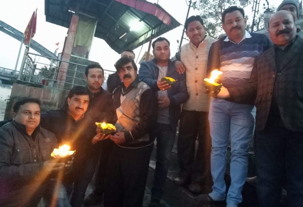 Pulwama attack protest and tribute in uttarakhand