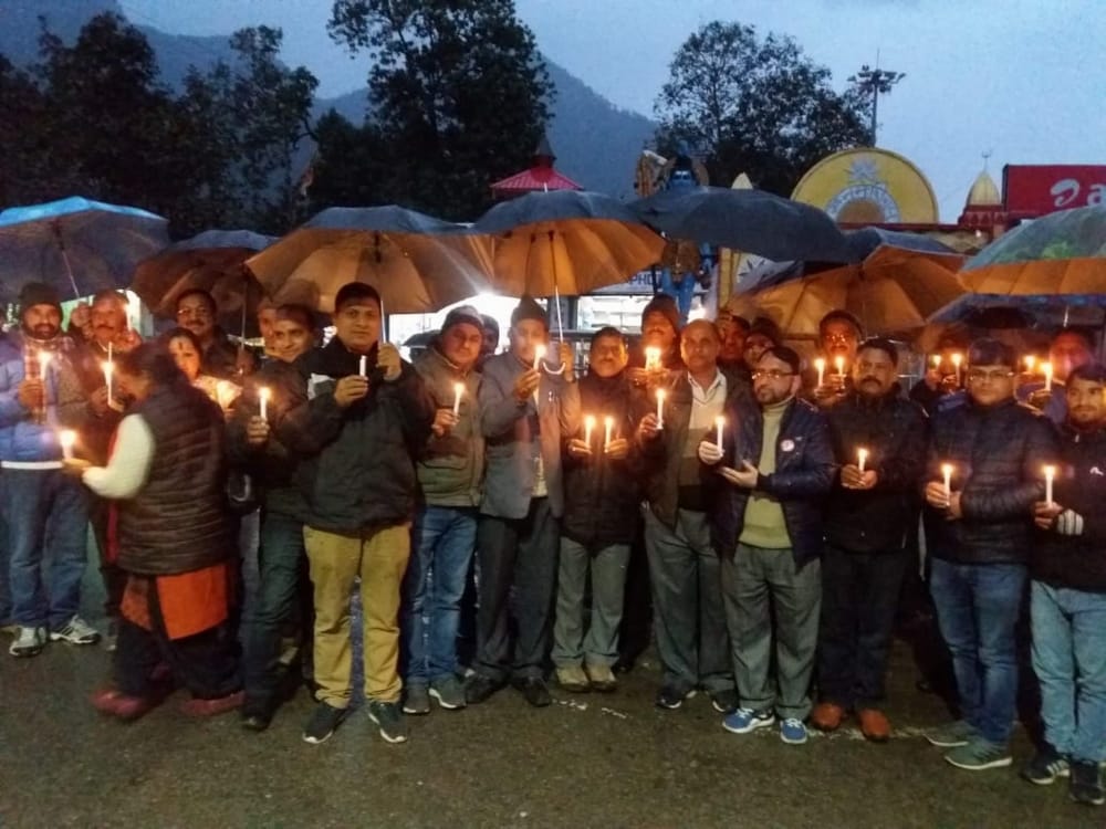 Pulwama attack protest and tribute in uttarakhand