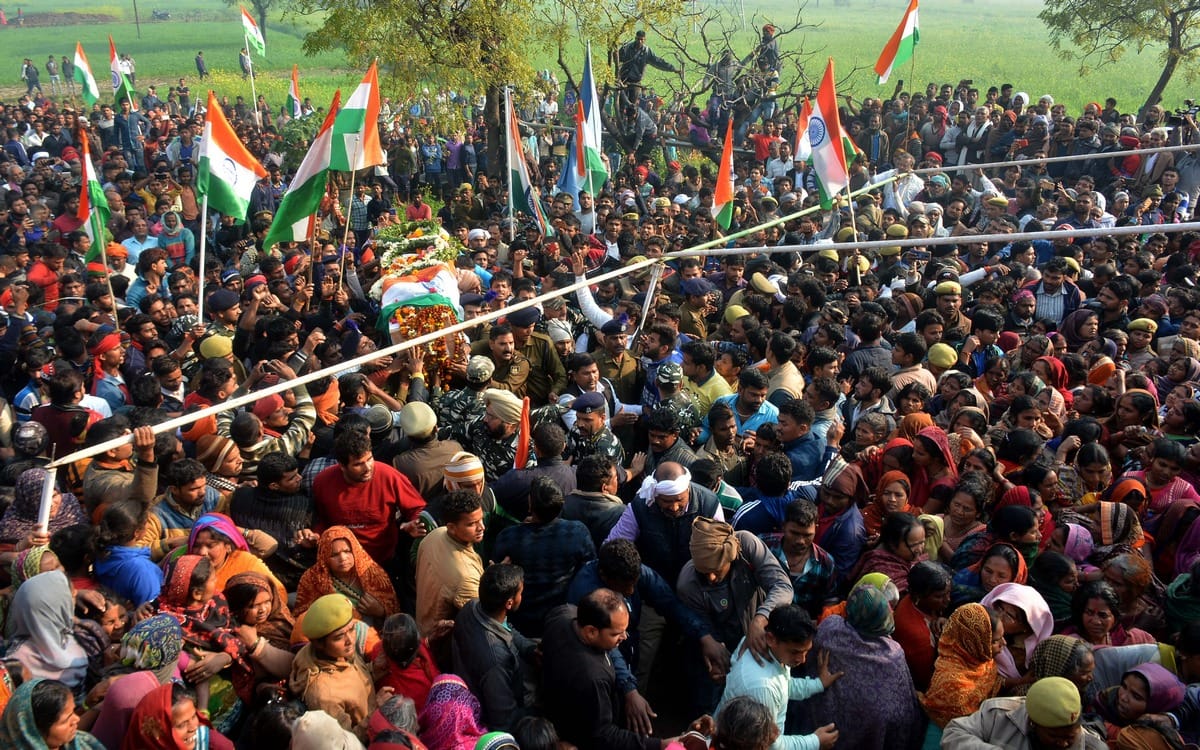 Pulwama attack martyred ramesh yadav funeral rites done