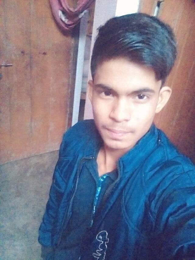 बस ने बाइक सवार छात्र को मारी टक्कर, मौत