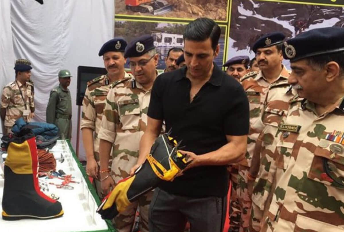 akshay kumar appeals to donate pulwama terror attack martyrs families