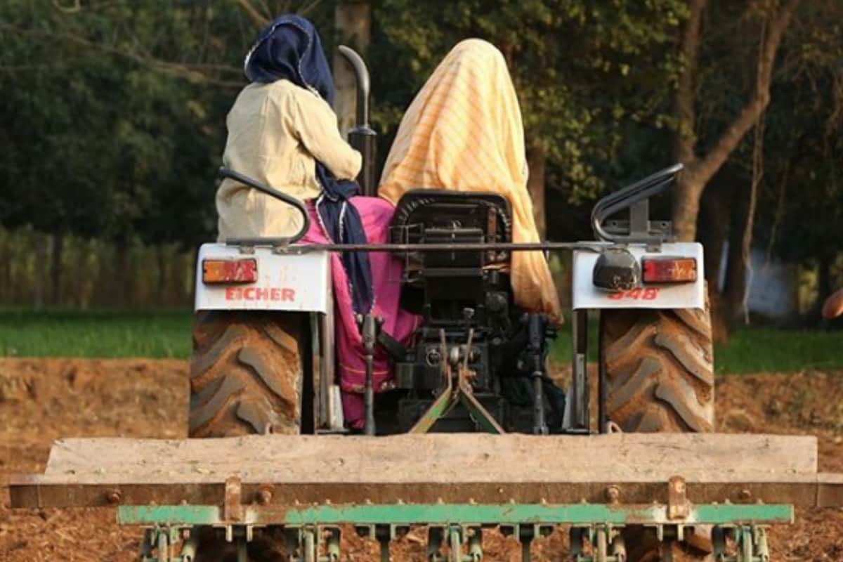 Bhumi Pednekar and taapsee pannu shared first look of upcoming film saand ki aankh