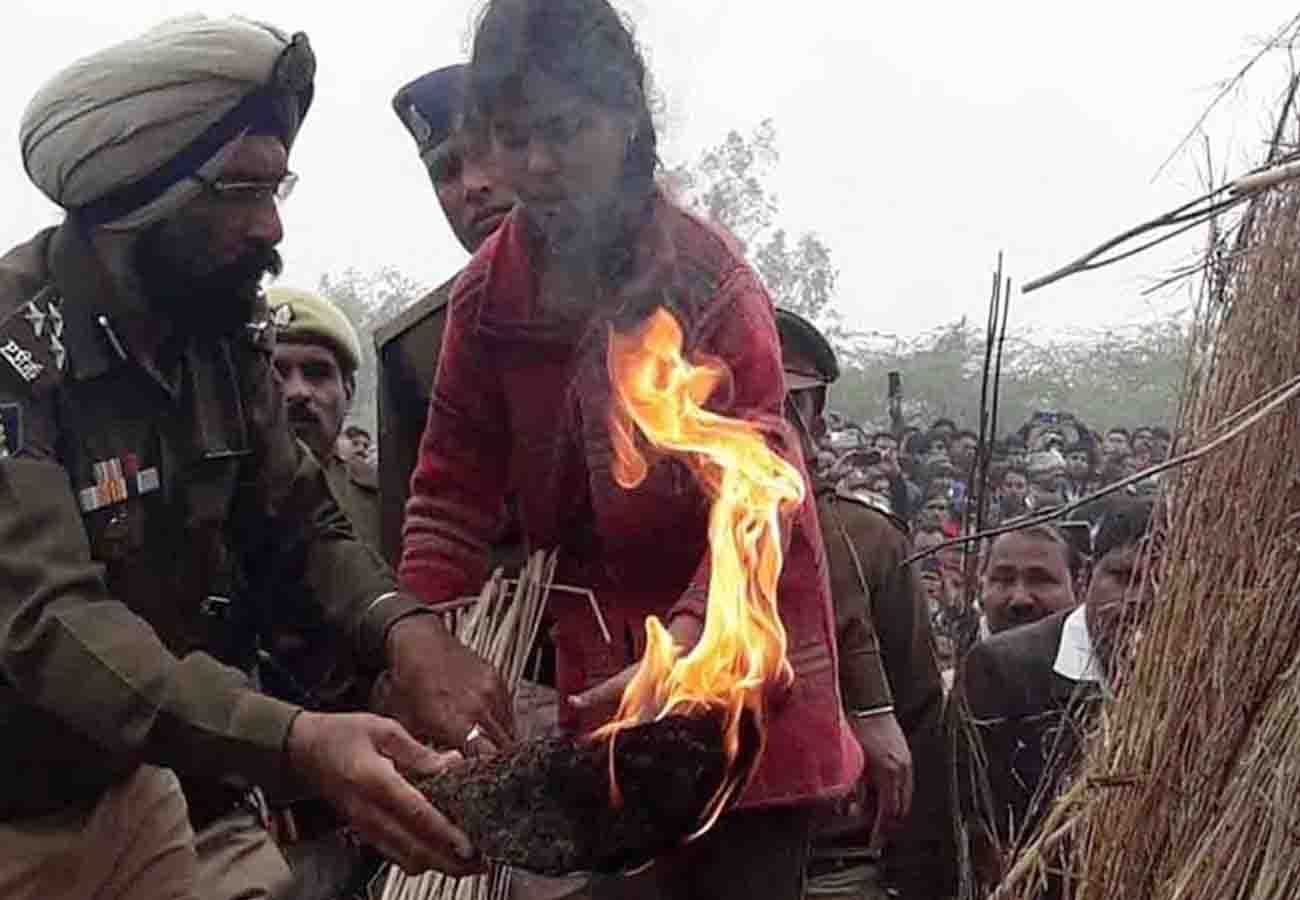 jammu kashmir pulwama terror attack, martyrs Funeral
