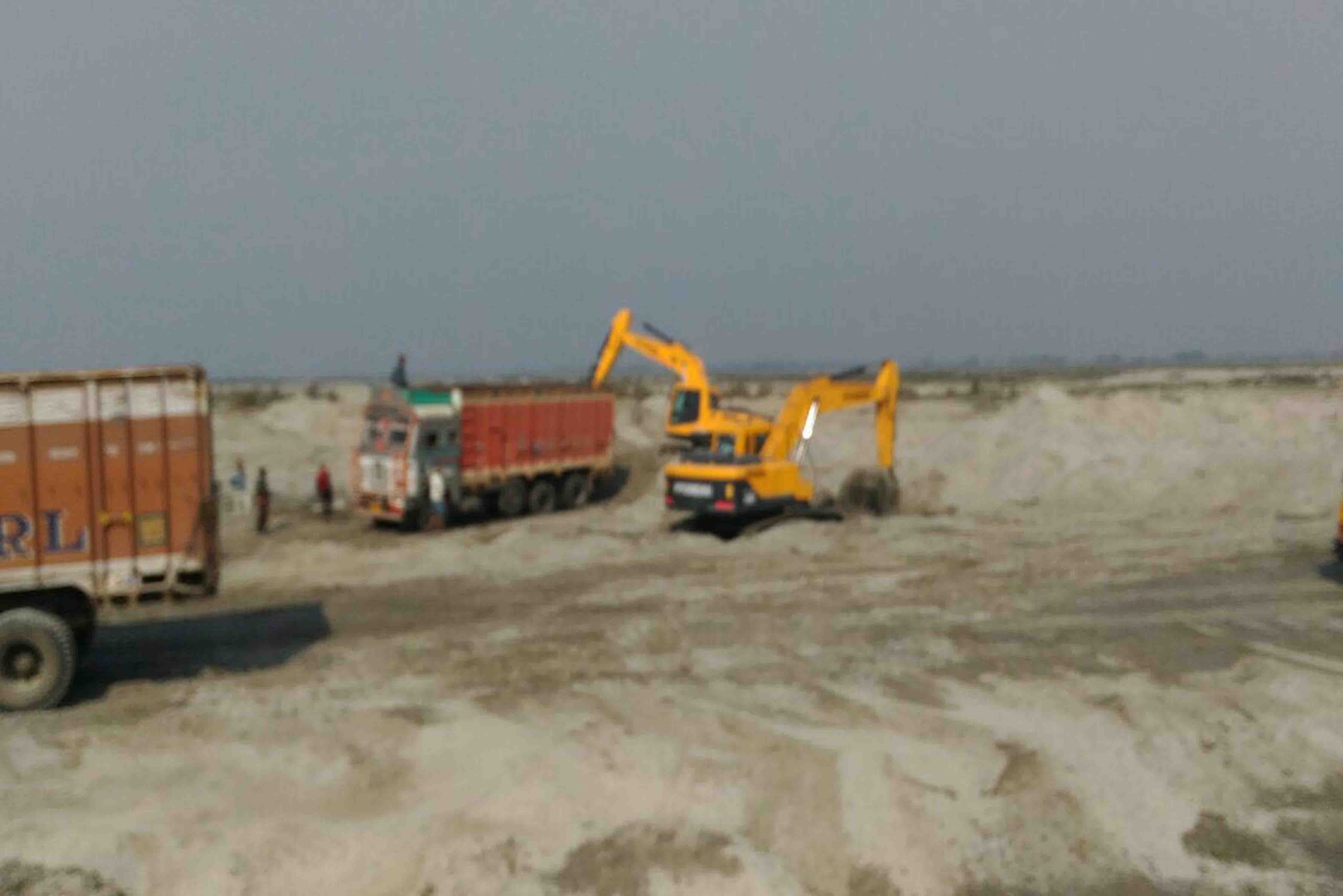 illegal sand mining in up