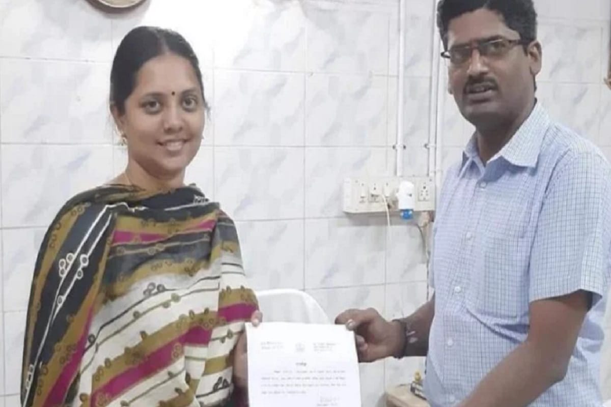 Tamil Nadu woman Sneha gets No Cast, No Religion Certificate