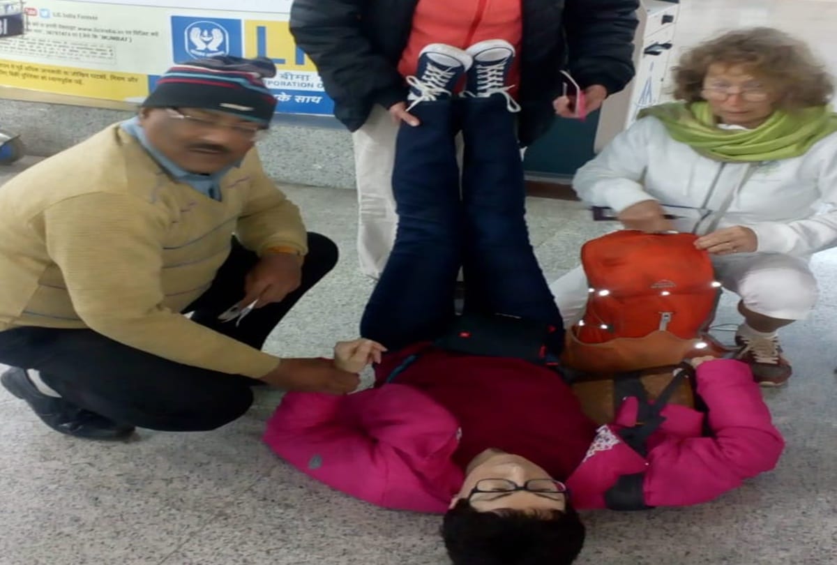 French tourist ill at Varanasi airport