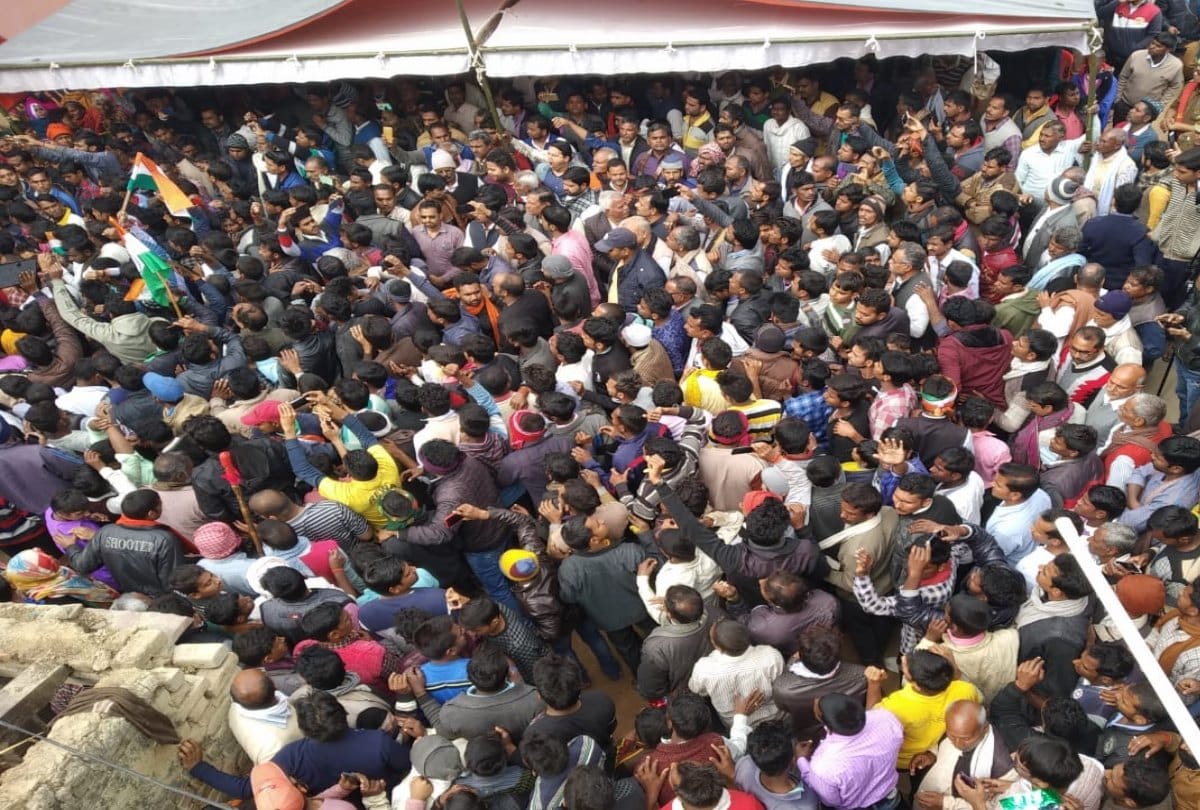 Pulwama attack: honor of Shaheed Mahesh, people paid tribute, see photos