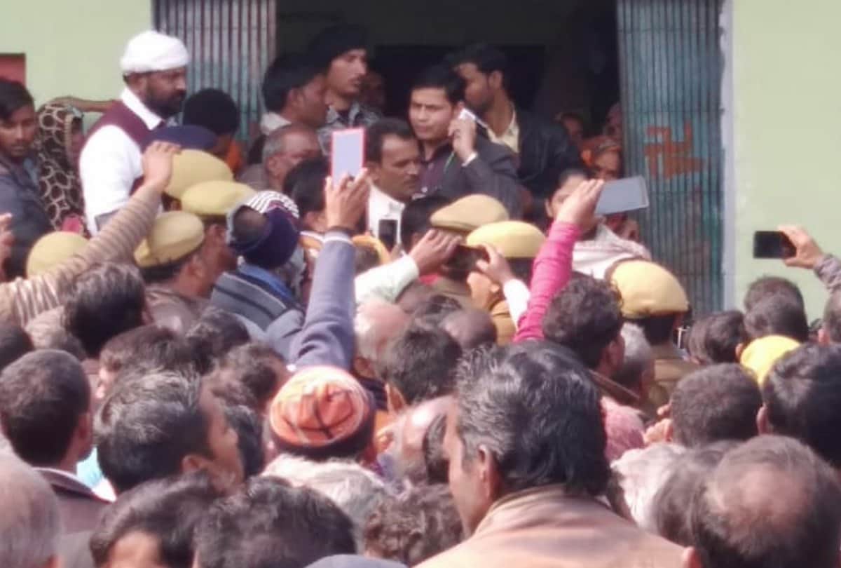 Pulwama attack: honor of Shaheed Mahesh, people paid tribute, see photos