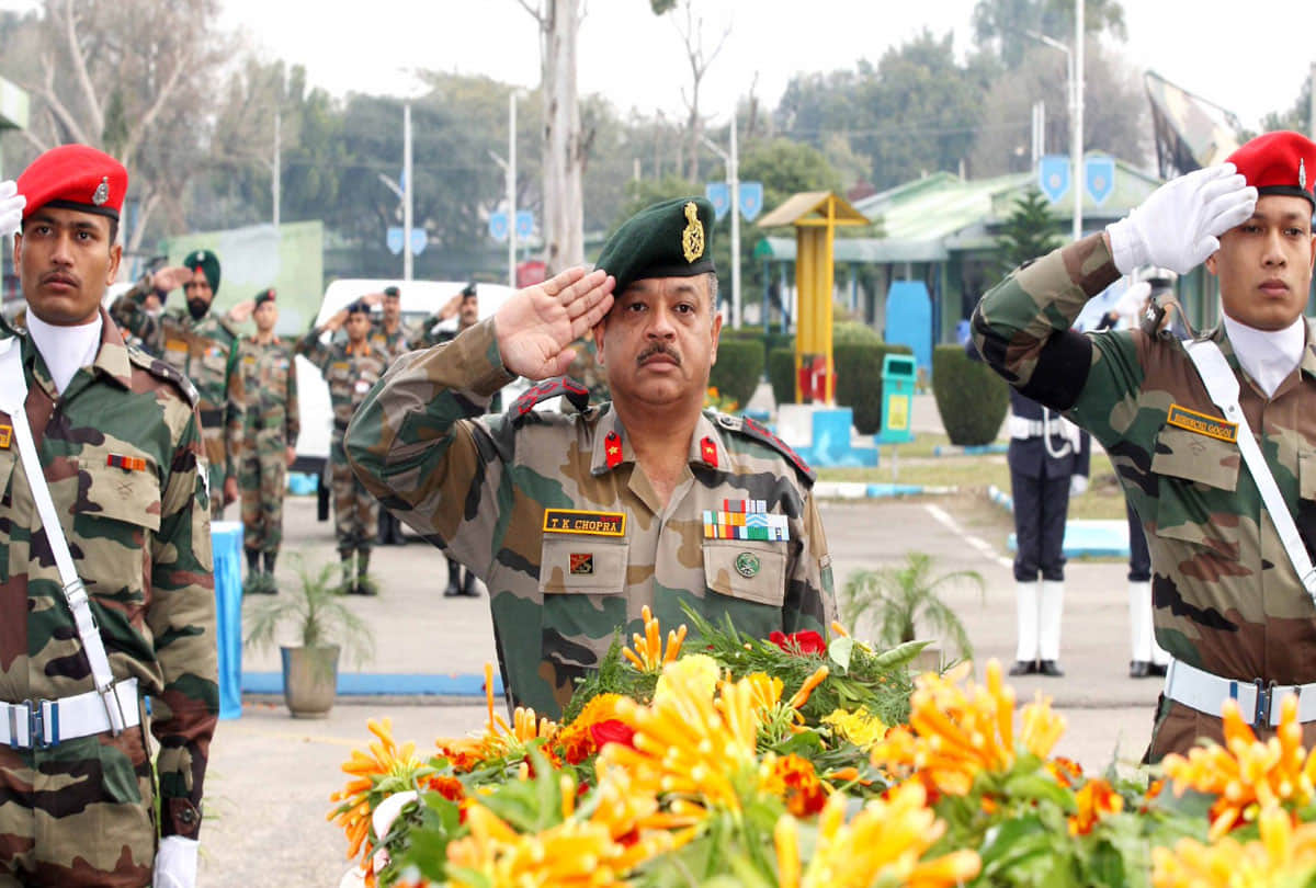 jammu kashmir rajouri ied blast martyred major chitresh singh bisht body reached his home town